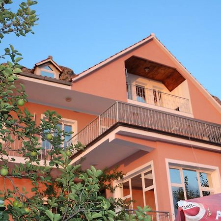 Villa Duka Krujë Exteriér fotografie