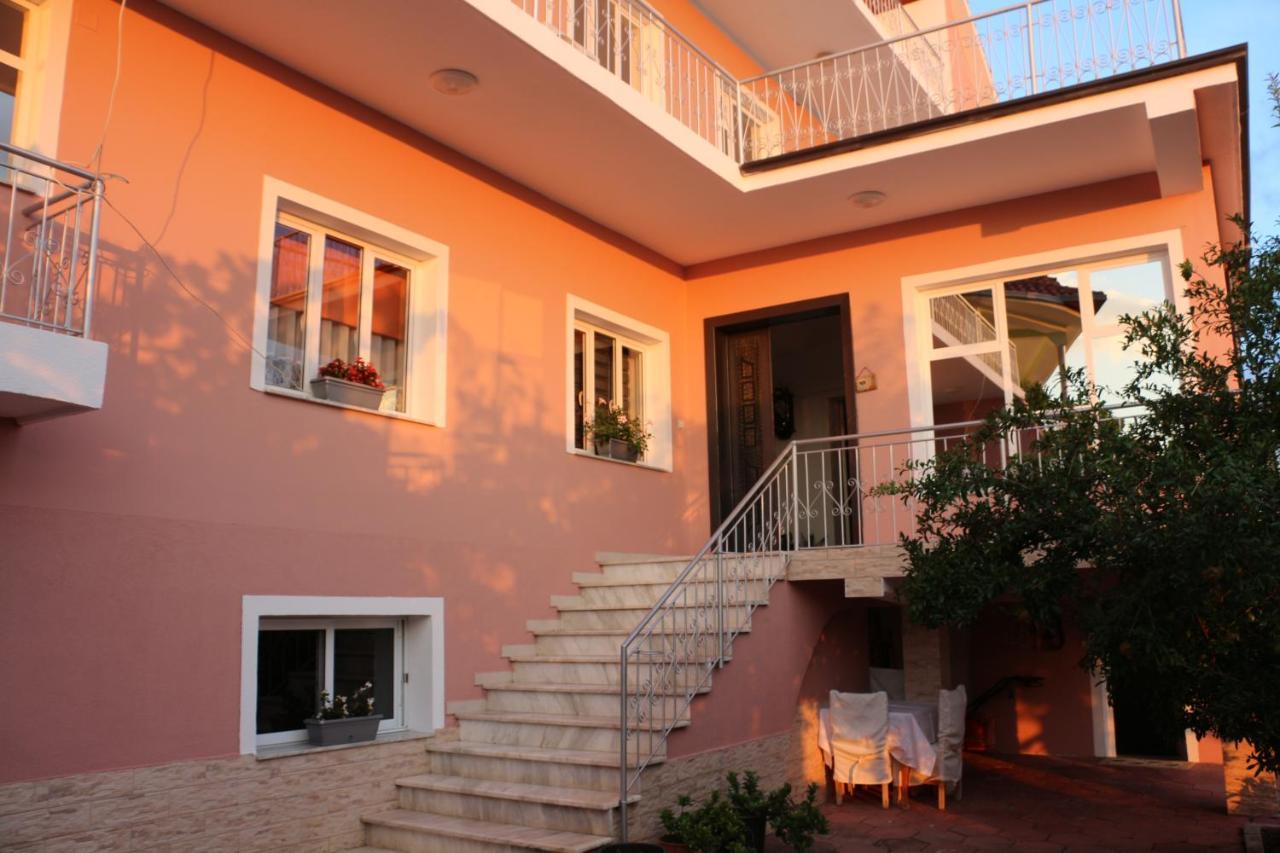 Villa Duka Krujë Exteriér fotografie