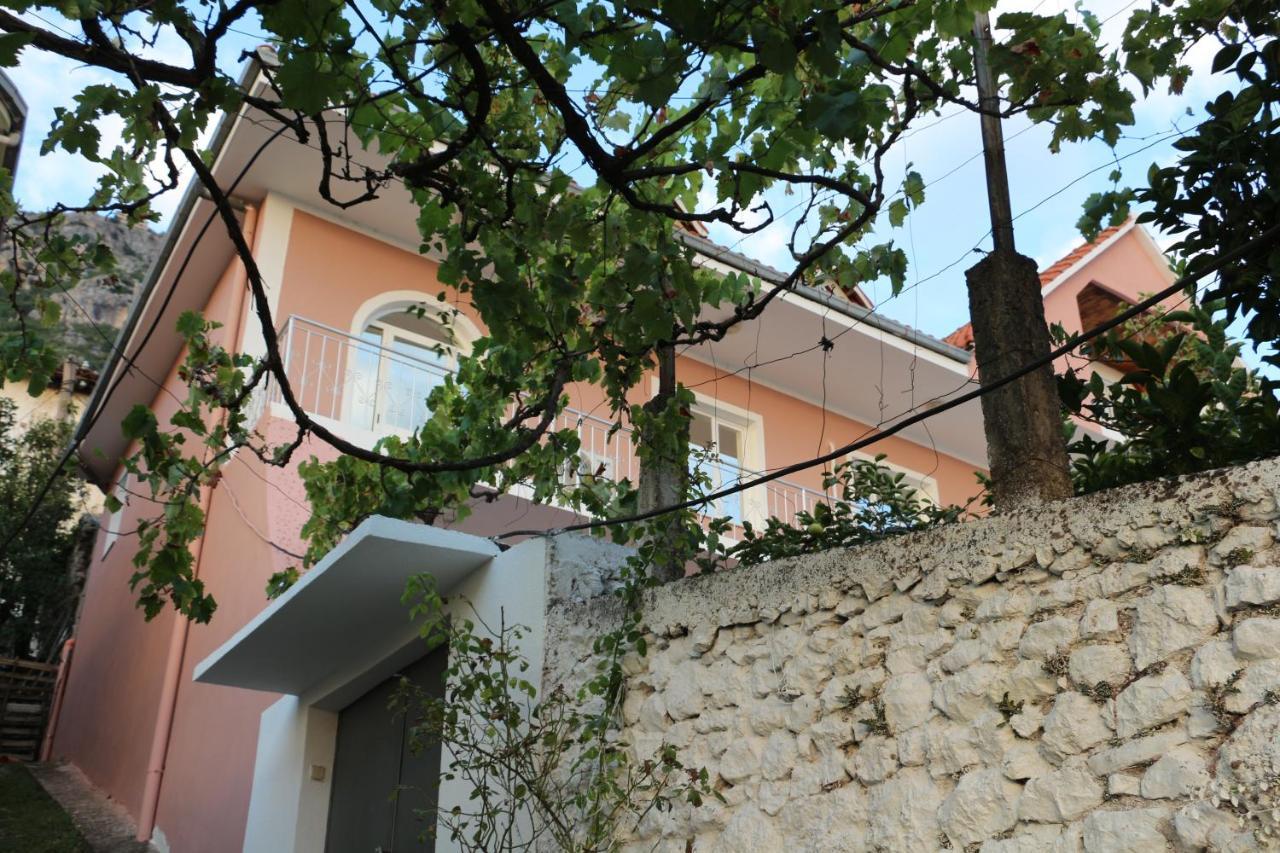 Villa Duka Krujë Exteriér fotografie